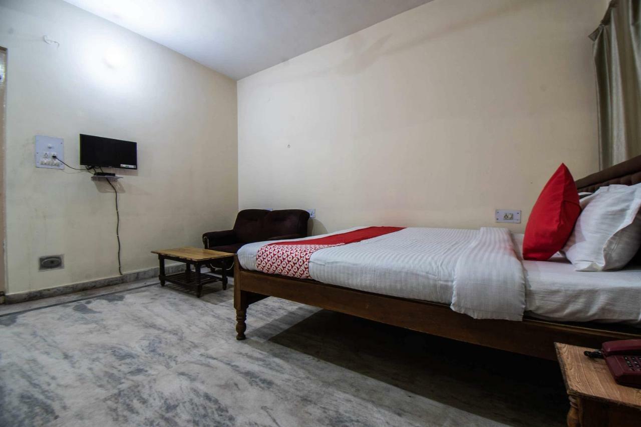 Oyo 29792 Piyush Hajipur Hotel Ngoại thất bức ảnh