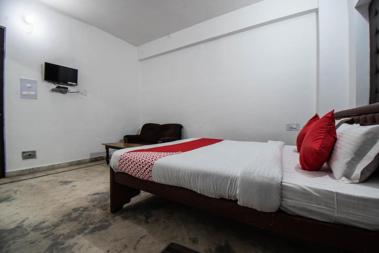 Oyo 29792 Piyush Hajipur Hotel Ngoại thất bức ảnh